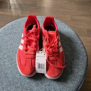 Womens Adidas Barreda Decode Red Retro Casuel Sneakers with White Stripes